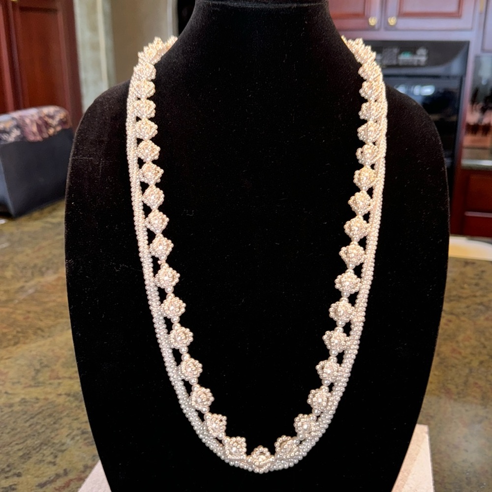 Lot of 2 Faux Pearl Bead Necklaces Pull-Over Retro Style